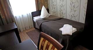 Гостиница Людиново Людиново Стандартный одноместный номер с душем-1